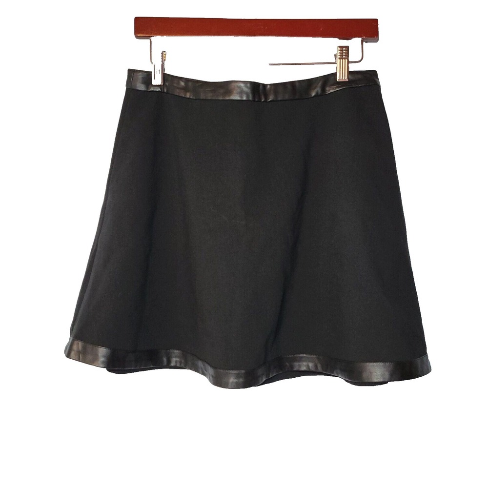 Banana Republic NWT Black Flare Skirt Faux Leather Trim Side Pockets Zip‎ Size 8